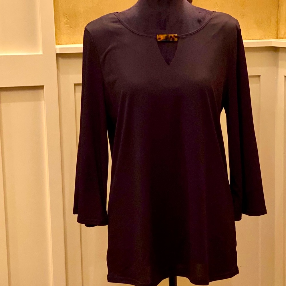 NWT SUNNY LEIGH BLACK TUNIC 3/4 SLEEVE..🌺🌺